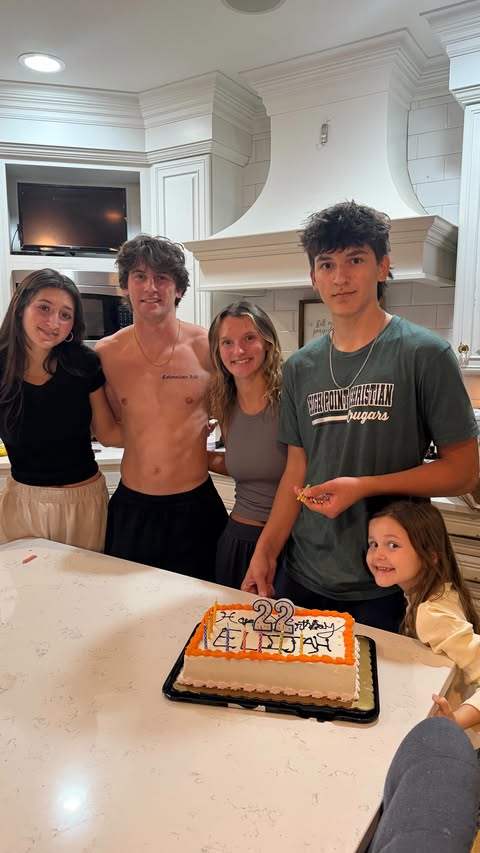 Instagram post by @jacksonsandjesus for Safe Catch. Caption reads: [...] and consistent. That’s why I trust Safe....