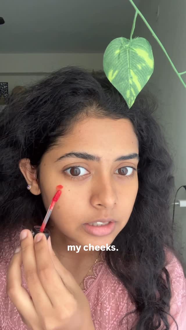 Instagram post by @muttapuppss for Maybelline. Caption reads: We are making a comebacc
Outfit: @surtisilk....