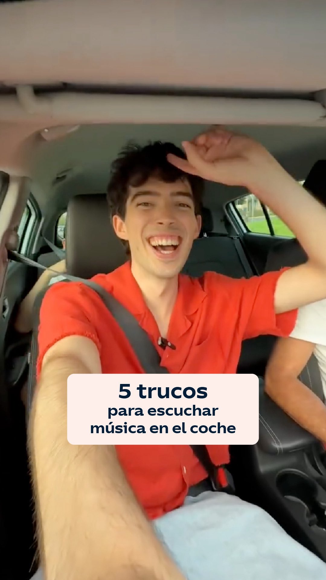 Instagram post by @pablolluch_ for Repsol. Caption reads: *Publi 5 trucos para escuchar música en el coche y....