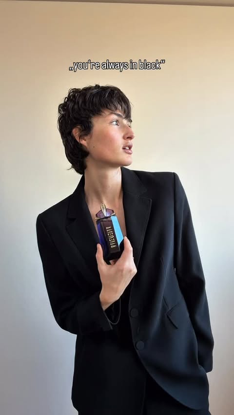 Instagram post by @aleandrafrerk for Mugler. Caption reads: Anzeige / always with a pop of color with....