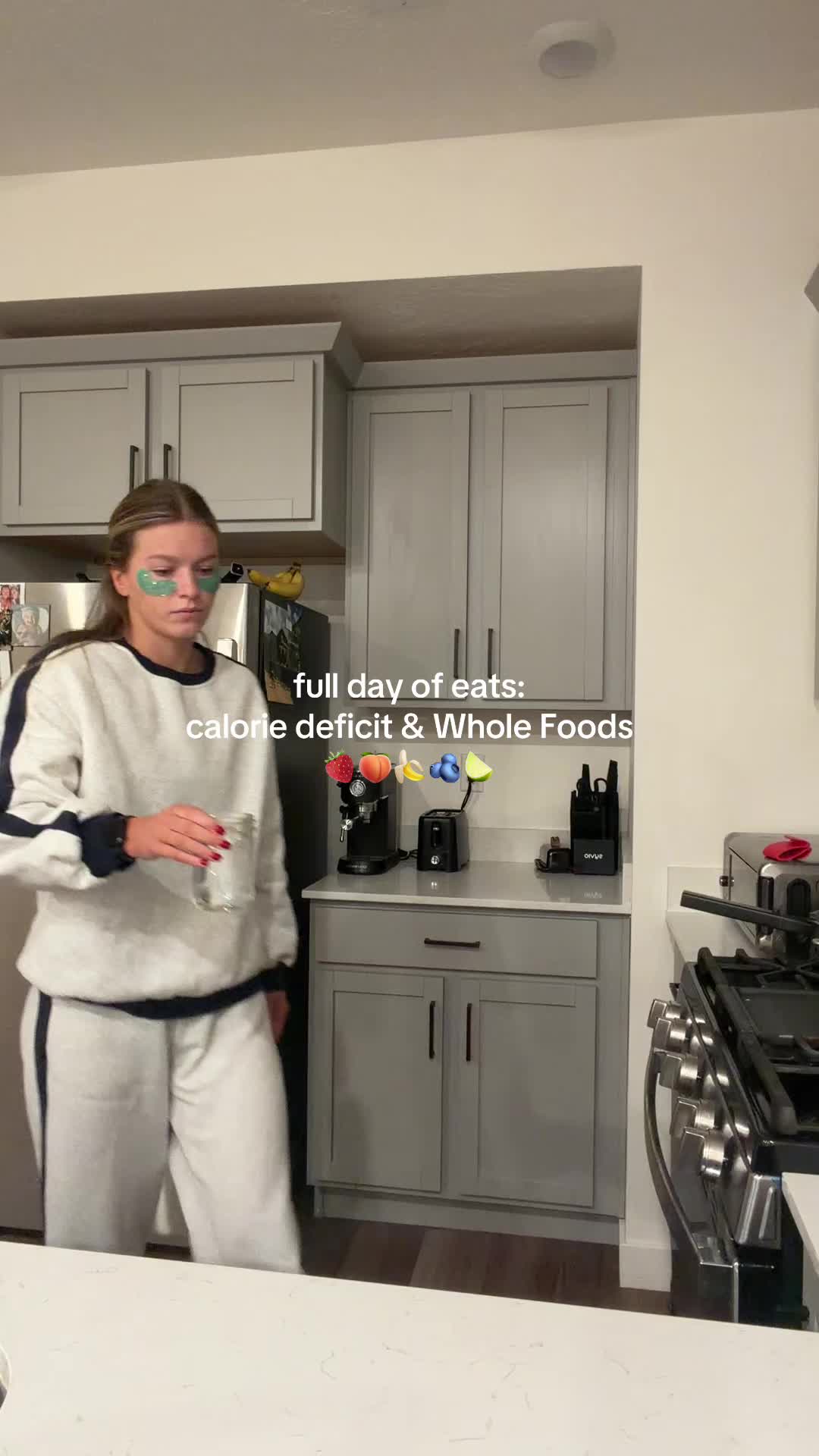 TikTok post by @lidiyuhhhh for Clean Simple Eats. Caption reads: [...] #fdoe #fulldayofeats #wholefoods @Clean....