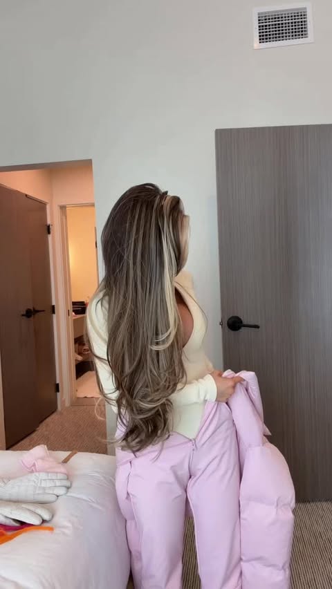 Instagram post by @dose_of_jos for Kopari Beauty. Caption reads: 🎀❄️ Get dressed with me for a snow day with....