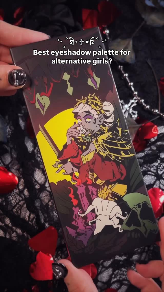 Instagram post by @odnaonka for CbeautyMall. Caption reads: This palette it’s so unique!!! @noiricorn.official....