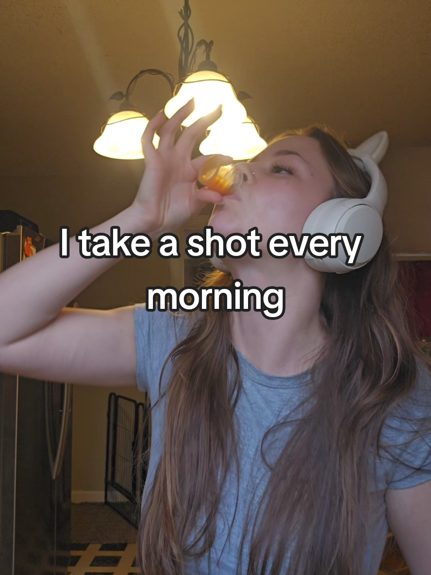 TikTok post by @illumahottii for MaryRuth Organics. Caption reads: how do you think I grew this head of hair down to....