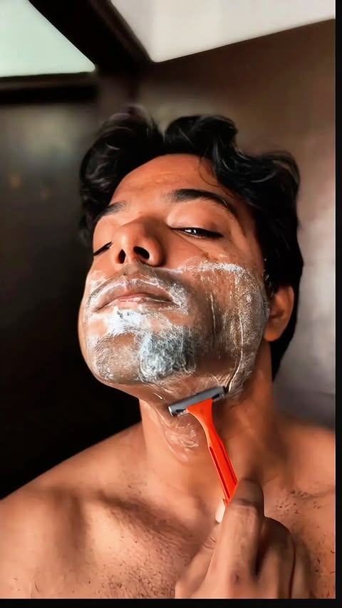 Instagram post by @gulrukhpervaiz for BIC. Caption reads: Upgrade your shave with BIC 3 Sensitive Men’s....