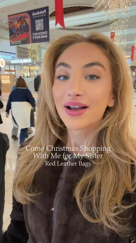 Instagram post by @victoriahiegel for Steve Madden. Caption reads: The perfect bag for the winter @stevemadden....