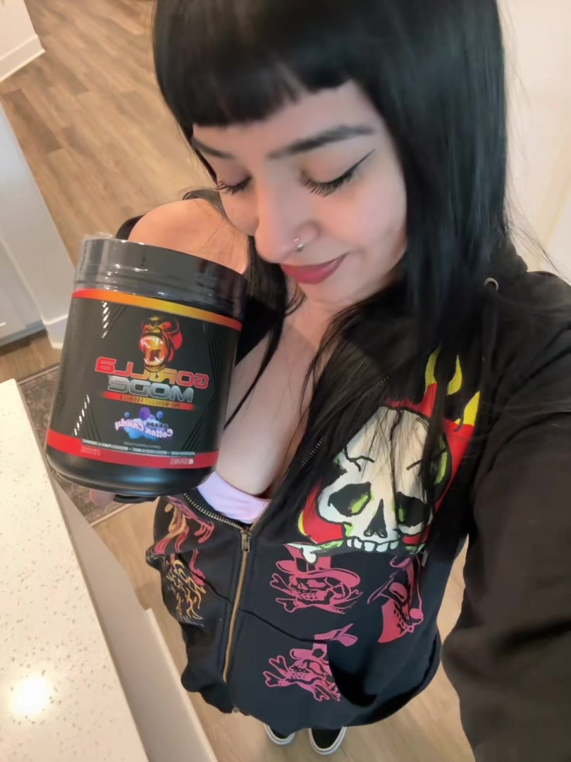 TikTok post by @222.yv for Gorilla Mind. Caption reads: [...] preworkout to try THANK YOUUUU!!! @Gorilla....