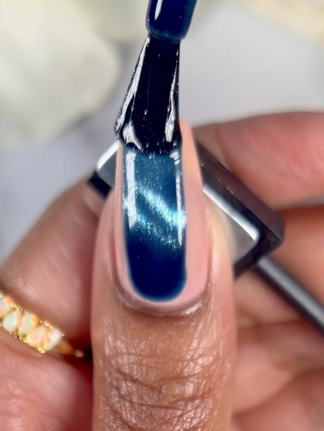 Instagram post by @suziemoon626 for Cirque Colors. Caption reads: [...] Which one is your fave? 

1 💙❄️....