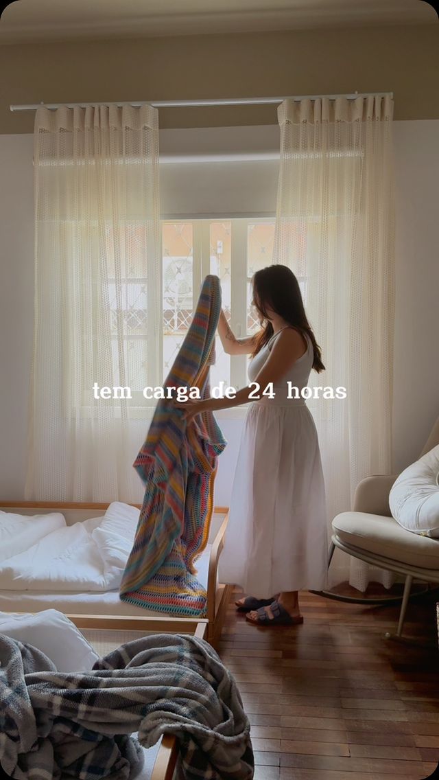Instagram post by @inspireoutras for Fisher-Price. Caption reads: Ser mãe não é uma tarefa nem um pouco fácil e ter....