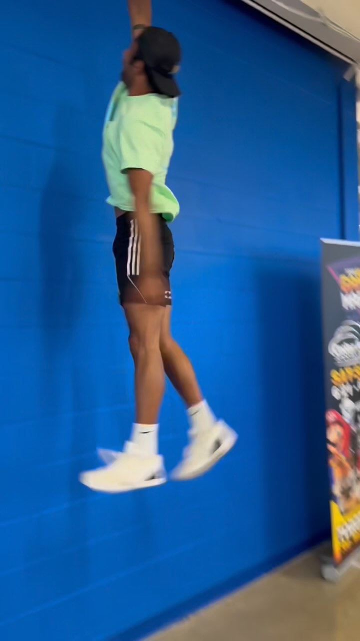 Instagram post by @teamvktryvolleyball for VKTRY Gear. Caption reads: Keoni with the VKTRY Insoles hack = Untouchable....