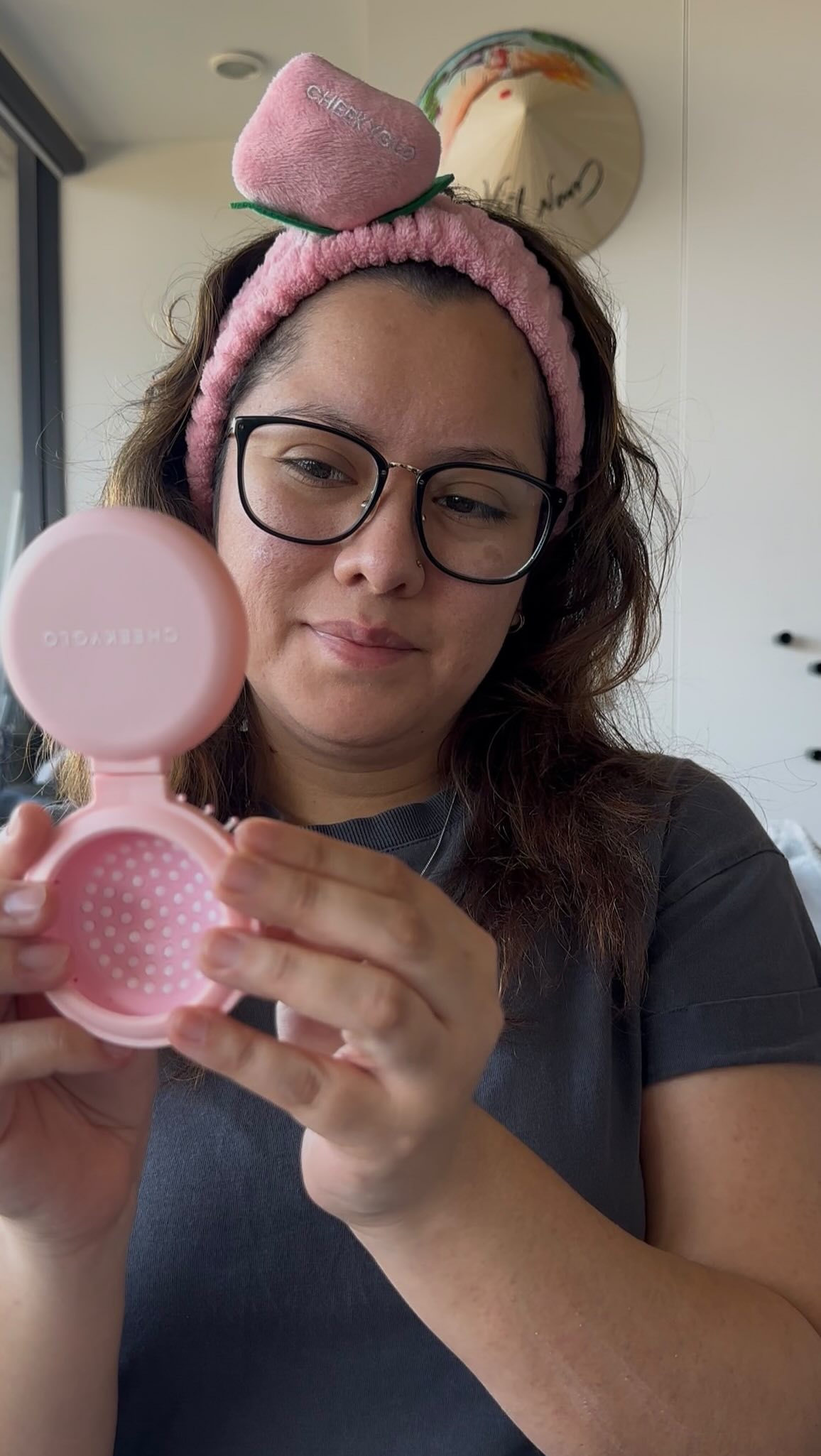 Instagram post by @holly_meza for Cheekyglo. Caption reads: 🎉 @cheekyglo just turned 5! 🥳 To celebrate,....