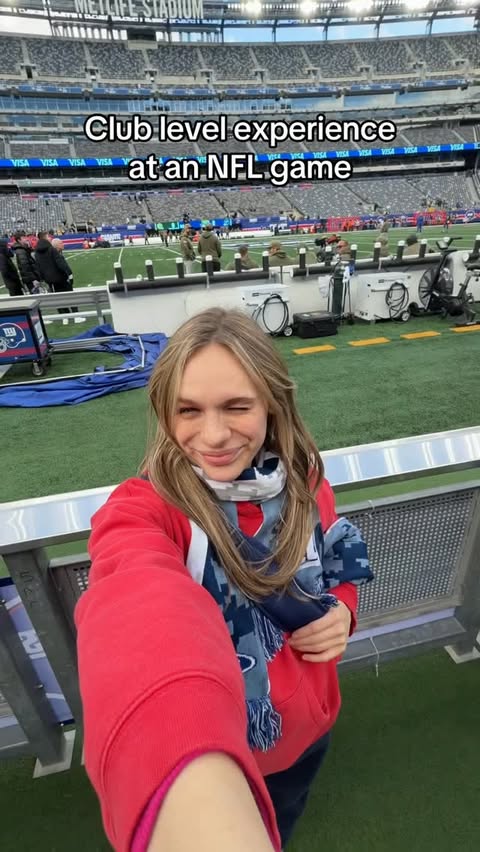Instagram post by @jenfromcorporate for Gametime. Caption reads: A great time, with @gametimeapp 🏈.