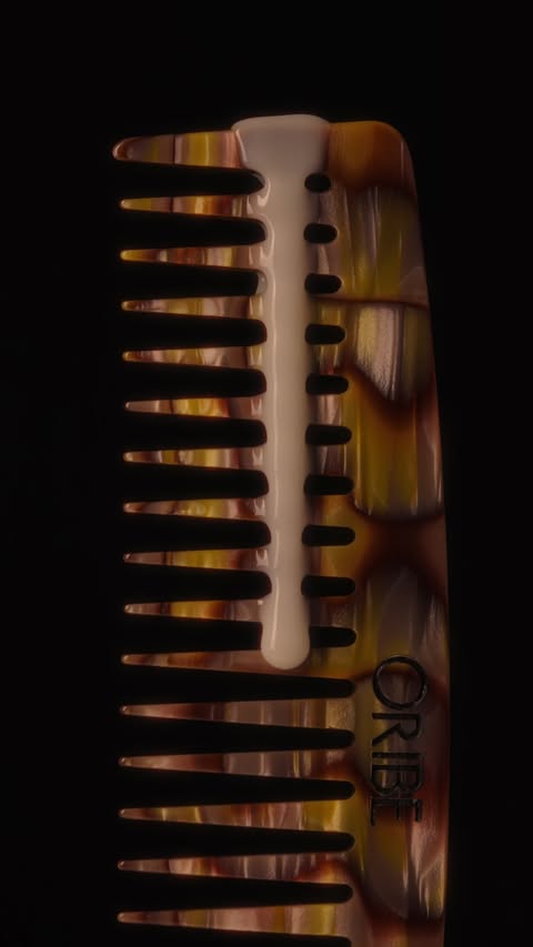 Instagram post by @melwalkerrr for Oribe. Caption reads: A good hair day starts with @oribe
#oribepartner....