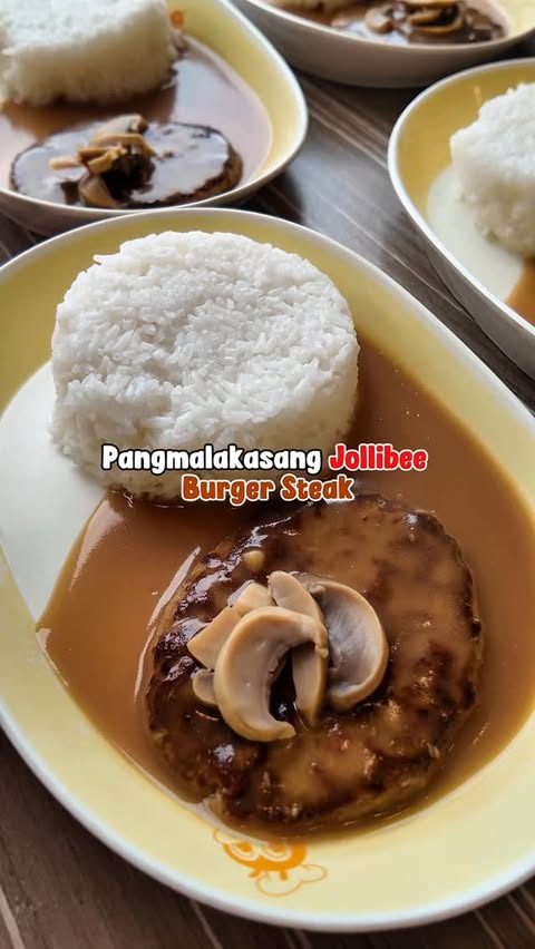 Instagram post by @mrsangelsky for Jollibee. Caption reads: Ang favorite @jollibee #PangmalakasanBurgerSteak....