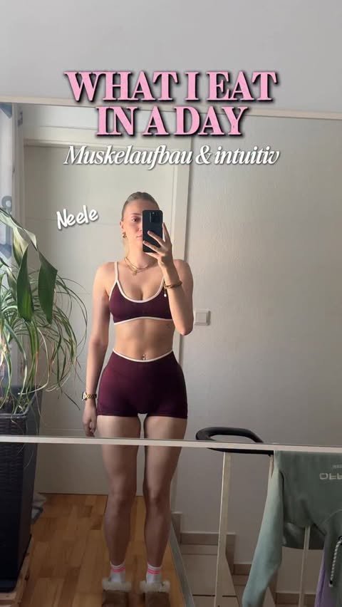 Instagram post by @gymneele for Fayn. Caption reads: [...] code “xneelex10”
@fayncom code....