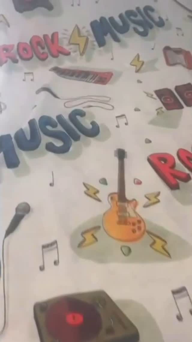 Instagram post by @lapetitebulledekaki for Maxcolchon. Caption reads: ☁️ Dream ☁️

Je suis ravie de vous présenter les....