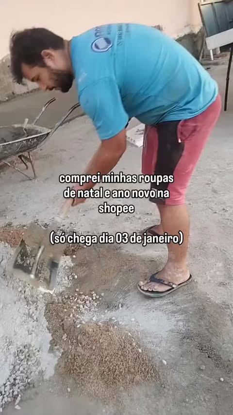 Instagram post by @eu.rafaelsantos for Shopee. Caption reads: @shopee_br 😭.