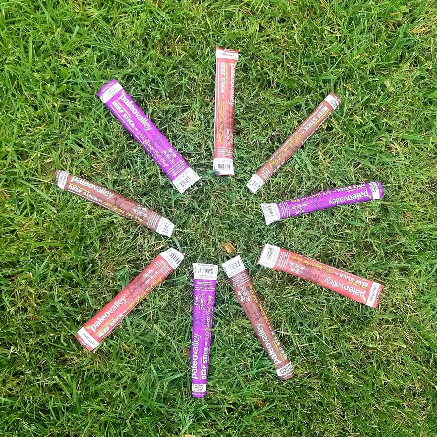 Instagram post by @ingekohana for Paleovalley. Caption reads: [...] snacking to a cleaner level with....