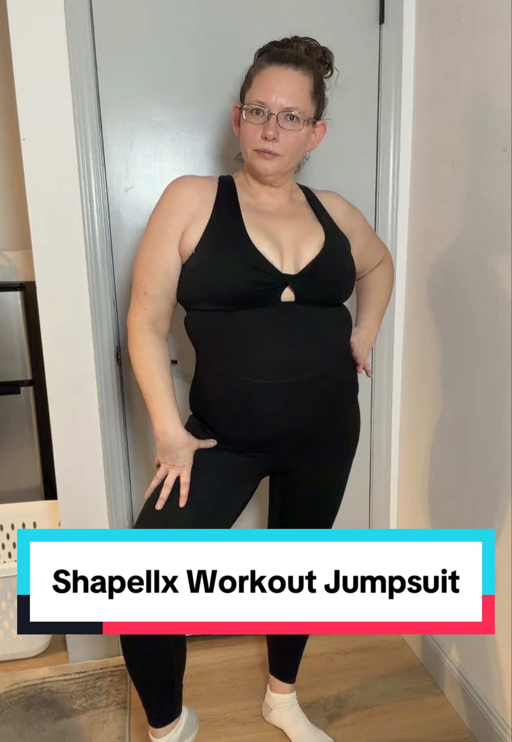 TikTok post by @love_jen_jen for Shapellx. Caption reads: @Shapellxofficial [...].