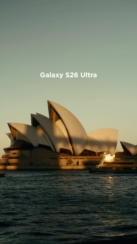 Instagram post by @hugo.visuals for Samsung #withGalaxy. Caption reads: [...] #SamsungPartner @samsungmobile....