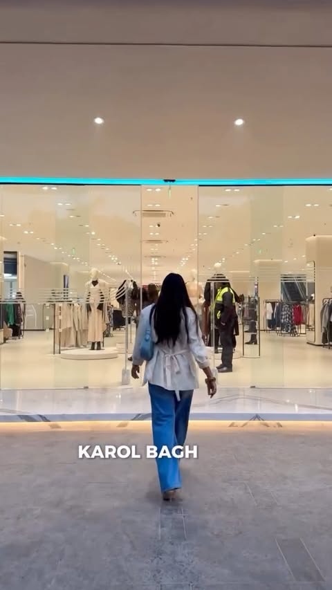 Instagram post by @sakshi_goyal_itsme for Pantaloons. Caption reads: Pantaloons is now open at Pusa Road, Delhi [...].