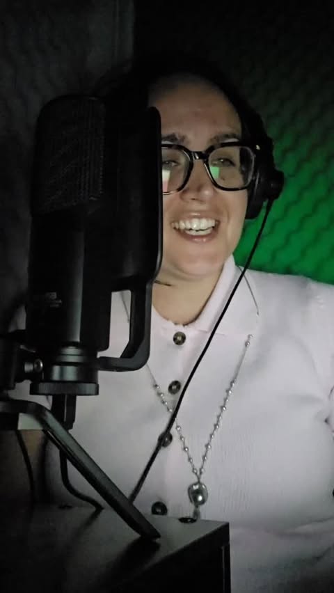 Instagram post by @carmodytoons for RØDE. Caption reads: I use the @rodemic to record the voices of my....