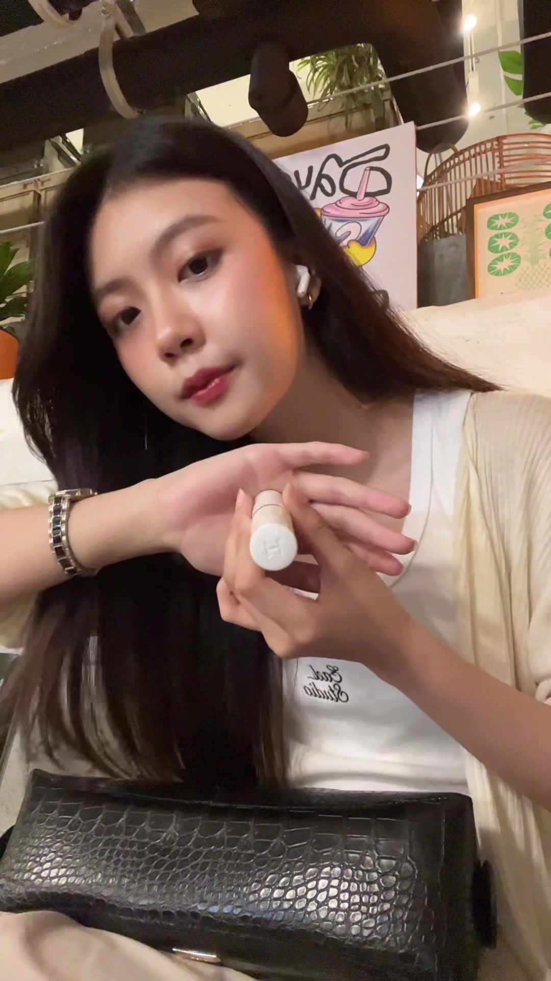 TikTok post by @natty.ntm for hince. Caption reads: @hince Thailand .