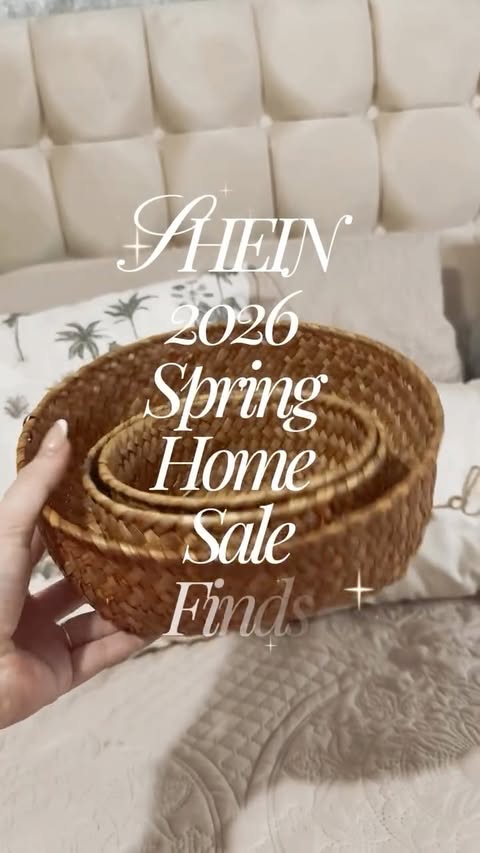 Instagram post by an influencer for SHEIN. Caption reads: #adSHEIN Spring Sale! Download the SHEIN [...].