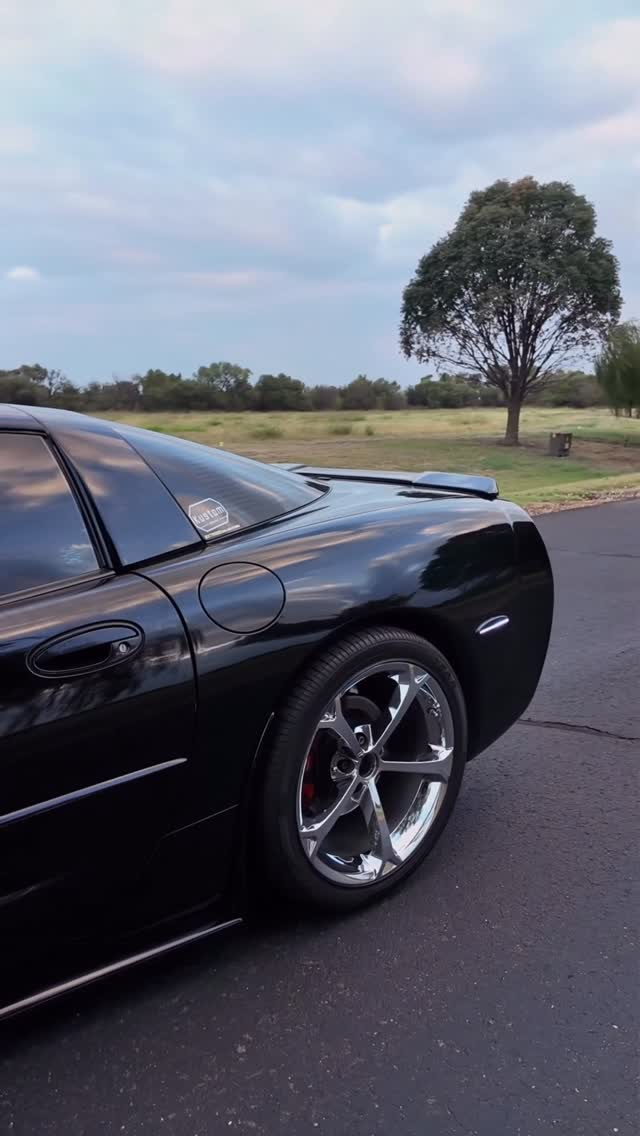 Instagram post by @corvette.society for Kustom Interior. Caption reads: Yall were right, this is way better.
.
Sponsors~....