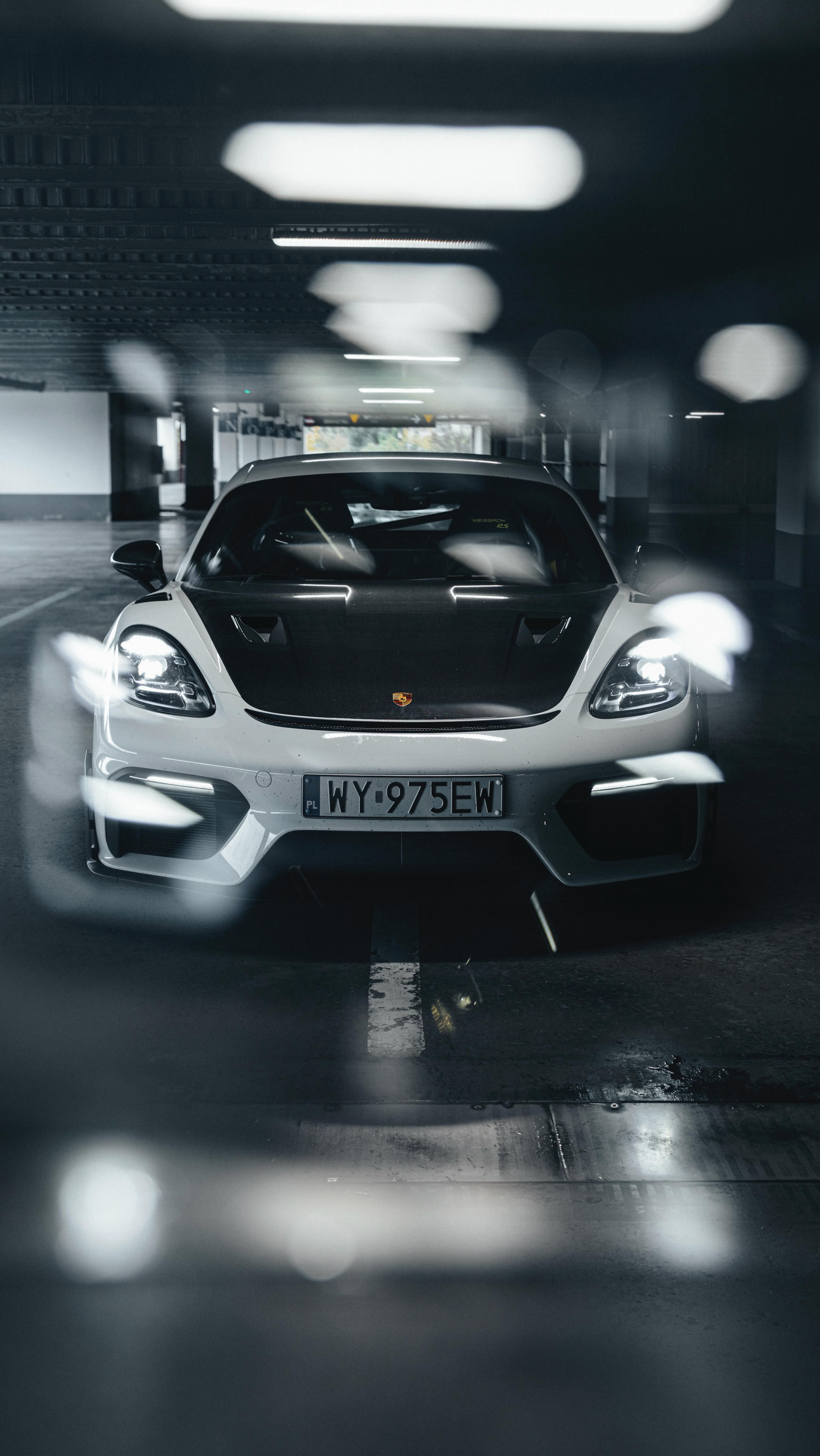 Instagram post by @kaczy__ for Porsche. Caption reads: The Center Split Filter By @polarpro....