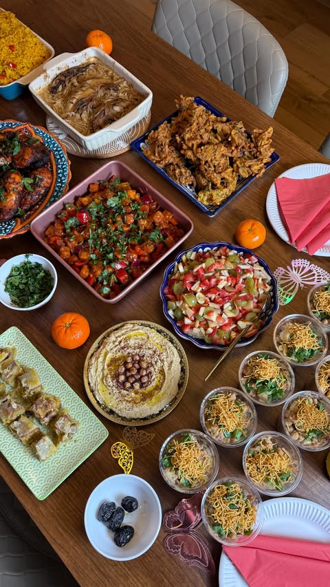 Instagram post by @saltandshaikh for Shan Foods. Caption reads: [...] thanks to Shan Tandoori Masala 😉....