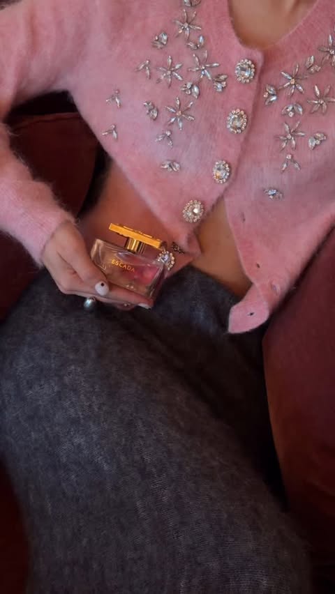 Instagram post by @ariadnatb for Escada Fragrances. Caption reads: [...] I wear my sweetness. Especially....