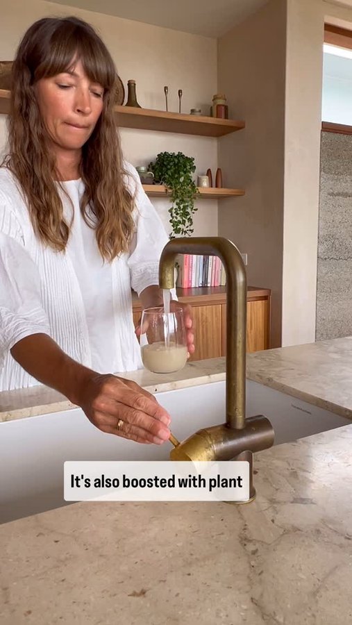 Instagram post by @courtneyadamo for The Beauty Chef. Caption reads: I’ve been a fan of @thebeautychef for years so I’m....