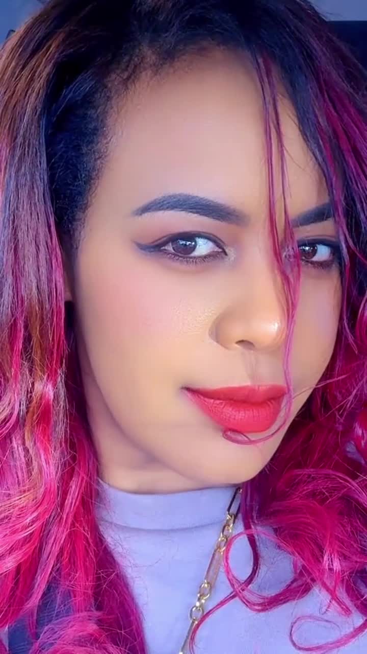 TikTok post by @wub5 for Amanda Hair. Caption reads: #creatorsearchinsights @Amanda Hair Store....