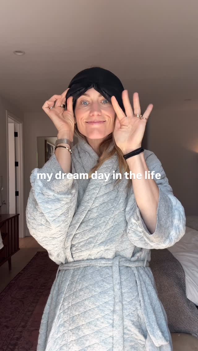 Instagram post by @mia_rigden for LivOn Labs. Caption reads: [...] + plants ✔️ Take my supplements (@livon labs....