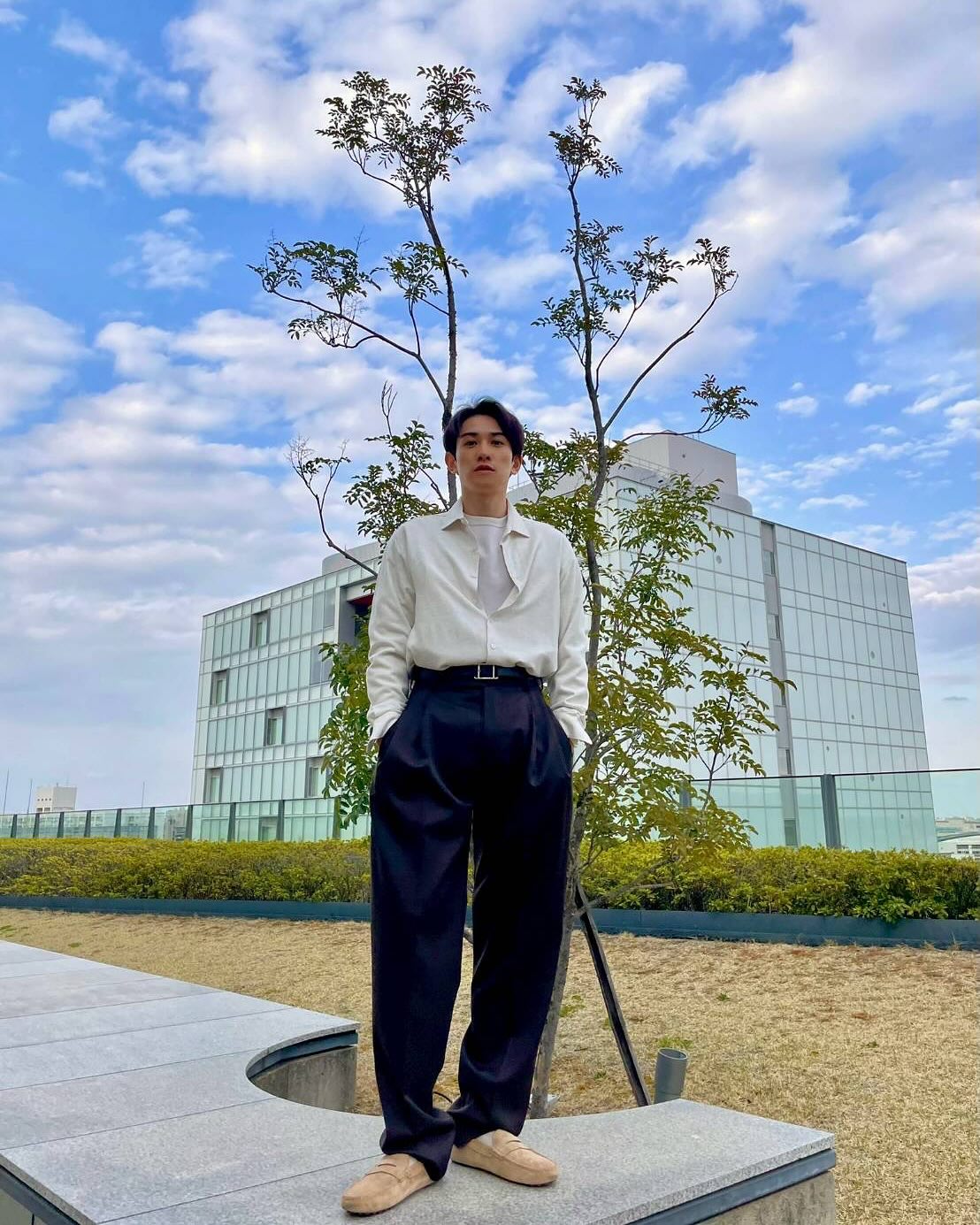 Instagram post by @keita_machida_official for TOD'S. Caption reads: おひさ私服

ドライビングシューズから着想を得ている
履き心地が最高のゴンミーニ。
クラシックなイタ....
