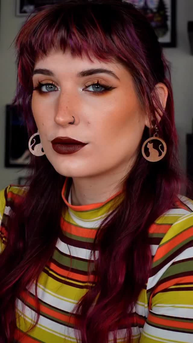 Instagram post by @battybean_ for LAWLESS Beauty. Caption reads: 🍂🍯🪵🐿️ ✖️FACE✖️ @freck rich bitch primer....