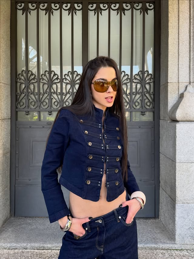 Instagram post by @marrcasado for En Route Jewelry. Caption reads: total denim 💙 soo chic @bershka #bershkastyle....