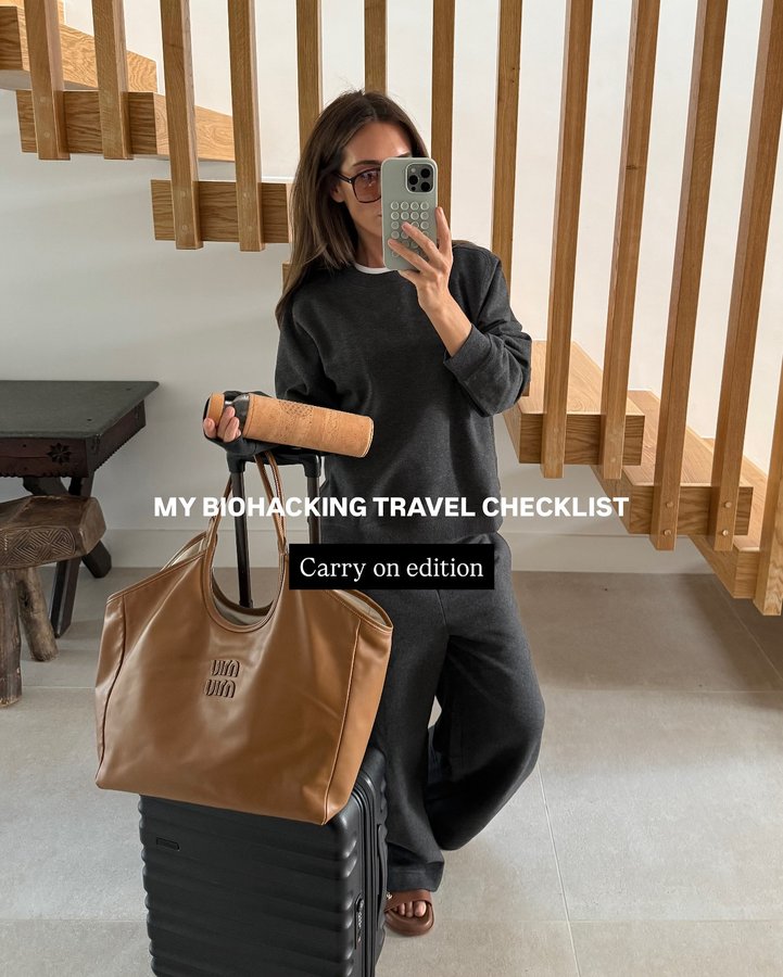 Instagram post by @coral_pearl_ for Happy Mammoth. Caption reads: [...] at checkout for 15% off  @thehappymammoth....