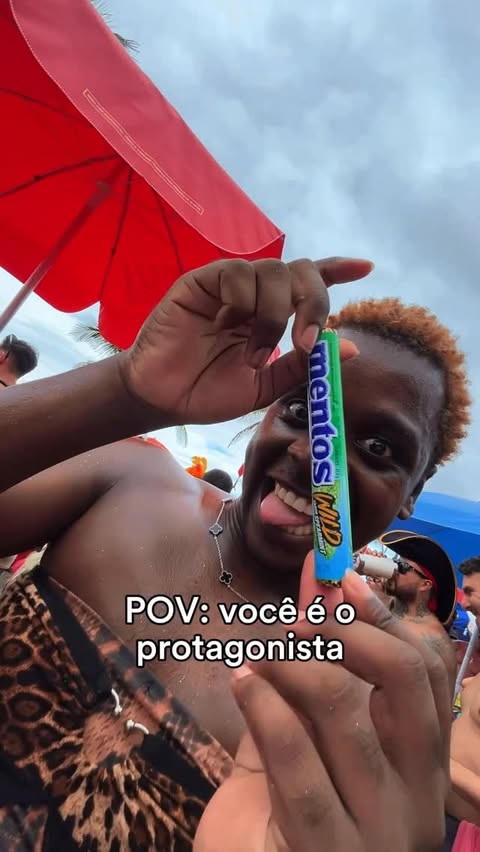 Instagram post by @eujulito for Mentos. Caption reads: [...] ativada. 🐆 Vem pro desafio #SejaMentosWild....