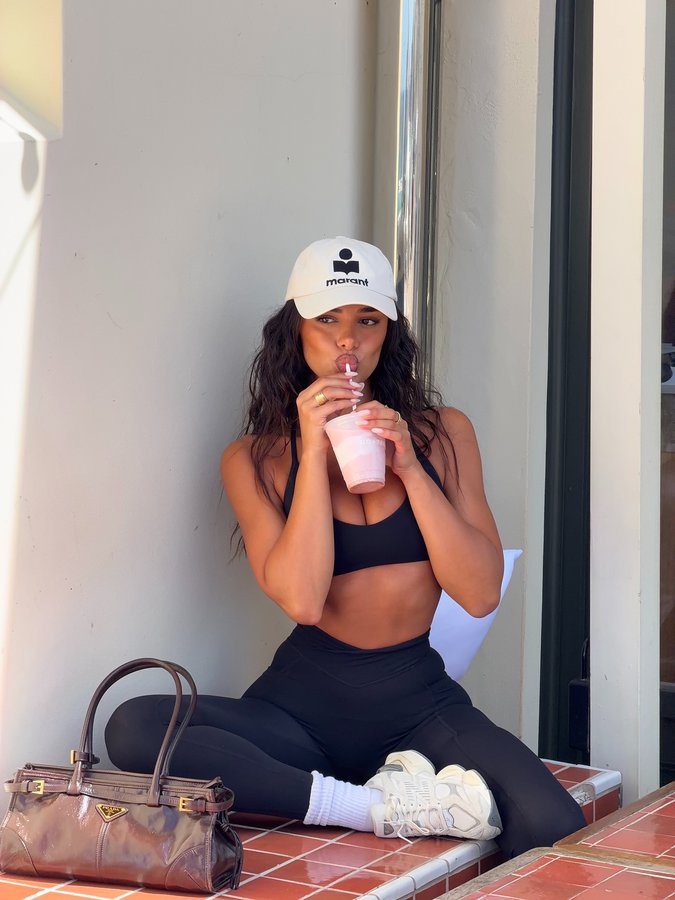 Instagram post by @godbless_jess for boandtee. Caption reads: a morning of movement with @boandtee 🎀🧸.