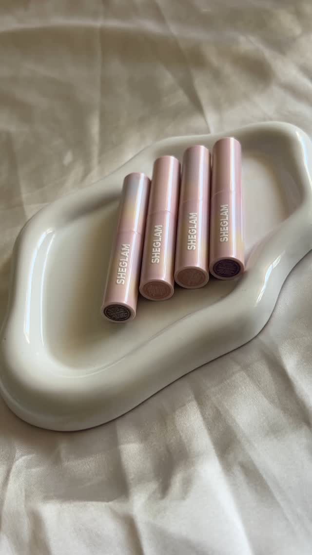 Instagram post by an influencer for SHEGLAM OFFICIAL. Caption reads: Adding a juicy pop of shine to my day with the....