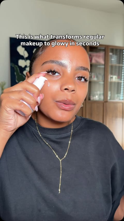 Instagram post by @itsjaynadavis for Glow Recipe. Caption reads: [...] is not prepping your skin. I love the....