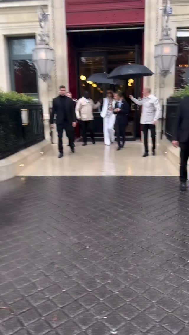 Instagram post by @margyarguelles17 for GIVENCHY. Caption reads: Up to some mischief…
On our way to @givenchy.