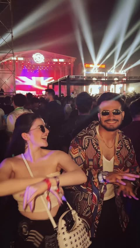 Instagram post by @aasthashah97 for Rolling Loud. Caption reads: Weekend fit, music, friends and good vibes....