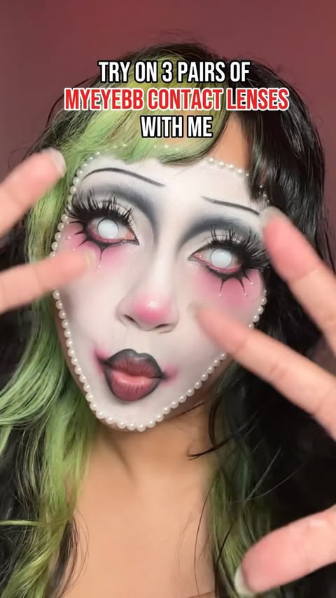 Instagram post by @monsemua for Myeyebb. Caption reads: [...] Trying on some new contacts gifted by....