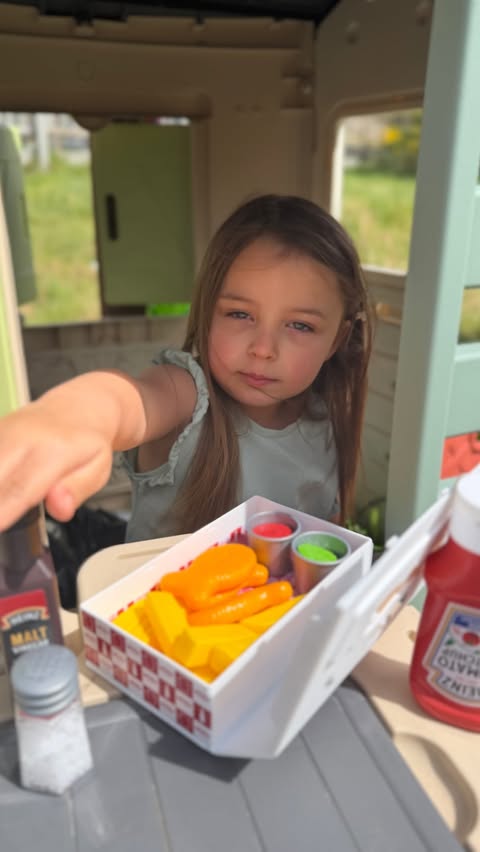 Instagram post by @lifewiththemckails for Casdon. Caption reads: [...] chippy tea? 🍟🐟 Gifted #fishandchipday....