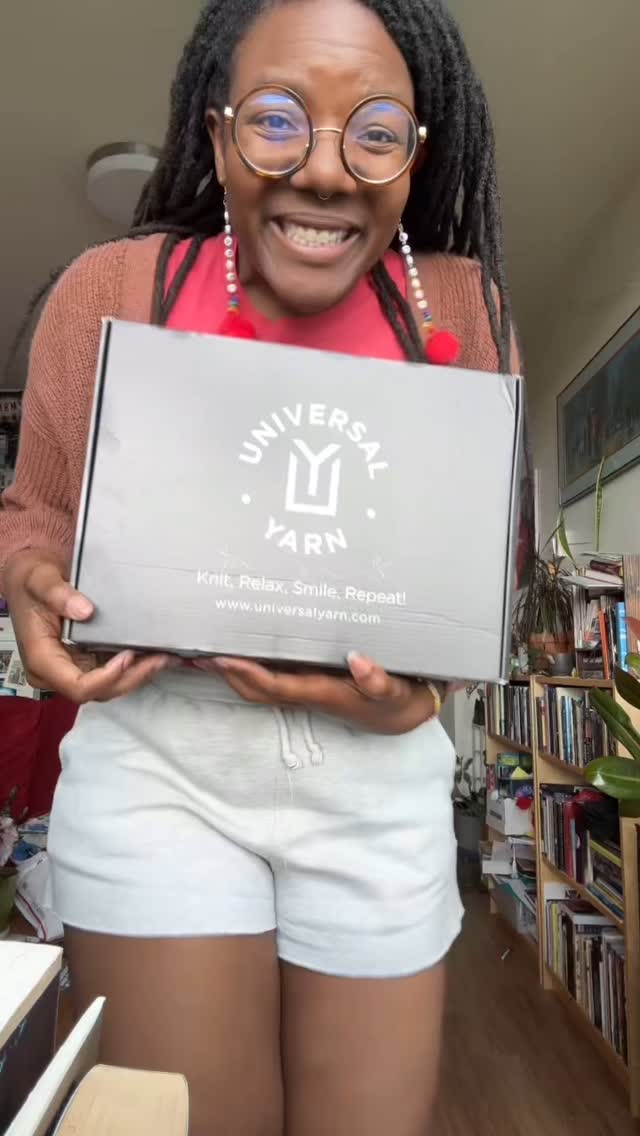 Instagram post by @gabieowleyess for Universal Yarn. Caption reads: THANK YOU @universal_yarn !!!!

I cannot wait to....