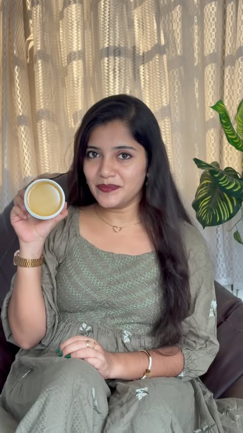 Instagram post by @ragavi_venkateshan for Namyaa. Caption reads: ✨ Salon-like smoothness, right at home!....