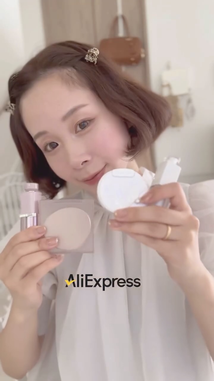 Instagram post by @1016_kanako for AliExpress. Caption reads: アリエク購入品でメイク💄ˎˊ˗

今回私が購入したのはJOOCYEのアイテムたちで、
正規品を保証....